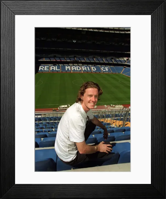 Framed Print : Real Madrids new winger Steve McManaman pictured at this new home ground Framed Print : Real Madrids new winger Steve McManaman pictured at this new home ground