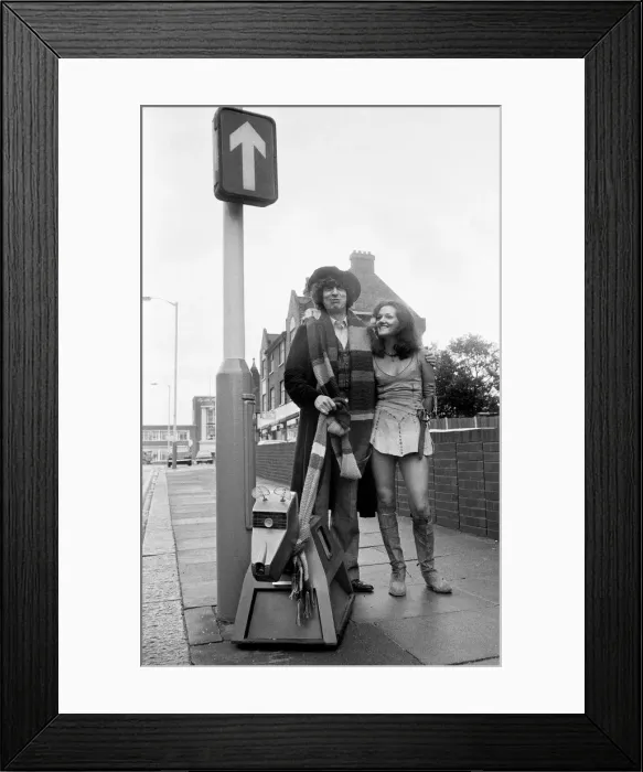 Framed Print : Doctor Who, actor Tom Baker - the 4th Doctor - pictured with assistant Leela played by Framed Print : Doctor Who, actor Tom Baker - the 4th Doctor - pictured with assistant Leela played by