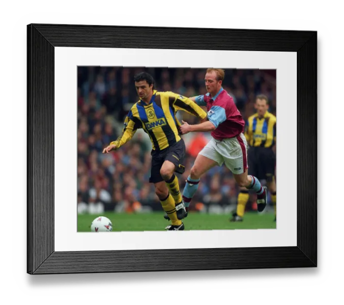 Framed Print : English Premier League match. West Ham United 2 v Everton 2 Framed Print : English Premier League match. West Ham United 2 v Everton 2