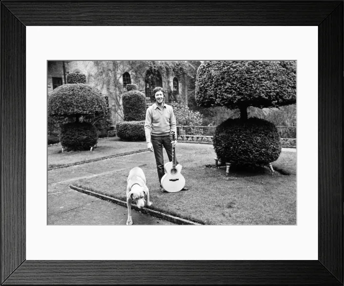 Framed Print : Eric Clapton and his pet dog Willow, an 8 year old Weimaraner Framed Print : Eric Clapton and his pet dog Willow, an 8 year old Weimaraner
