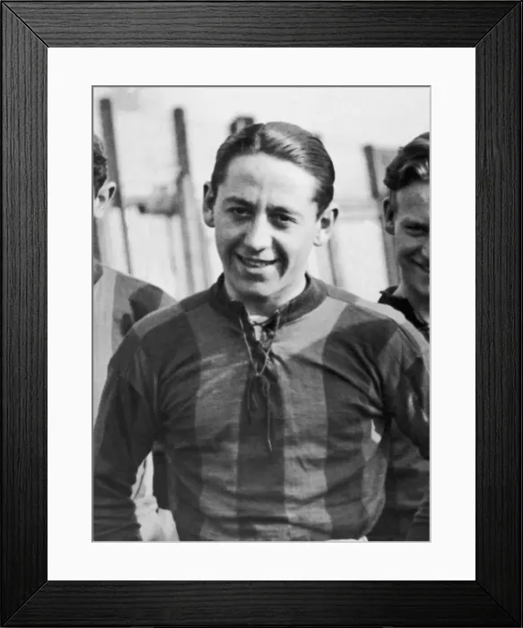 Framed Print : Jockey Charlie Smirke seen here at Windsor 26th May 1928