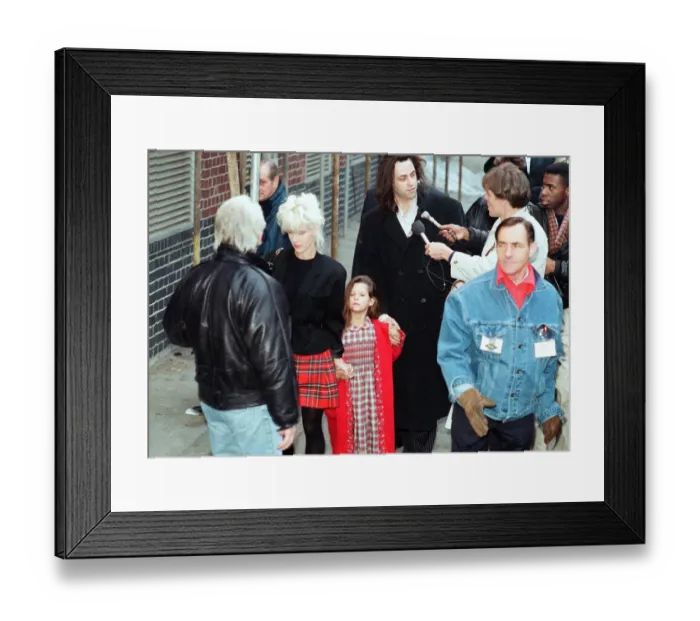 Framed Print : Music Artists gather for recording new version of Band Aid charity single Framed Print : Music Artists gather for recording new version of Band Aid charity single