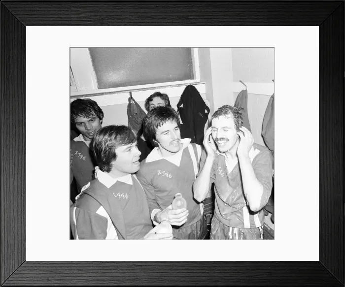 Framed Print : Harlow Town v Leicester City, FA Cup match at Barrows Farm in Harlow, Essex Framed Print : Harlow Town v Leicester City, FA Cup match at Barrows Farm in Harlow, Essex