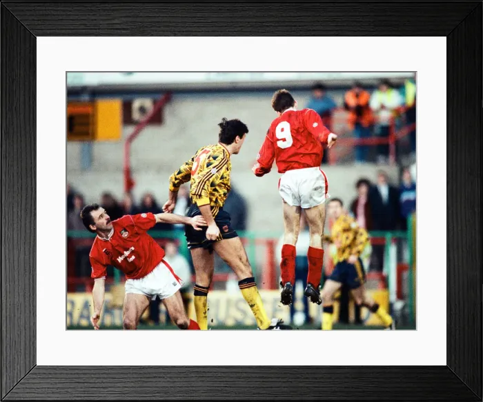Framed Print : Wrexham v Arsenal, FA Cup match at the Racecourse Ground in Wrexham, 4th January 1992