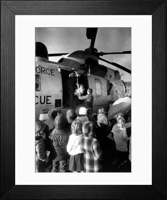 Framed Print : A RAF search and rescue Westland Sea King helicopter visits pupils at Moorside First Framed Print : A RAF search and rescue Westland Sea King helicopter visits pupils at Moorside First