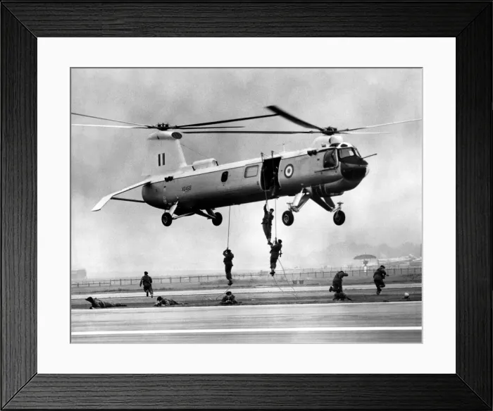 Framed Print : A Bristol 192 Belvedere twin engine RAF helicopter (Westland Belvedere)