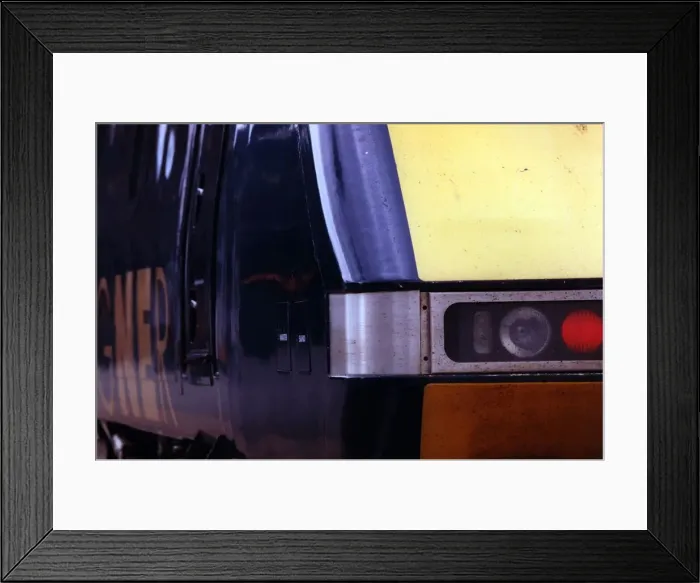 Framed Print : The GNER 225 Inter-City advanced passenger train at Newcastle Central Station on 1st July Framed Print : The GNER 225 Inter-City advanced passenger train at Newcastle Central Station on 1st July