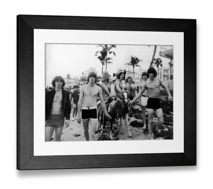 Framed Print : The Byrds in Miami, Florida, with Miss Universe Contentants, Miss USA & Miss Ireland Framed Print : The Byrds in Miami, Florida, with Miss Universe Contentants, Miss USA & Miss Ireland