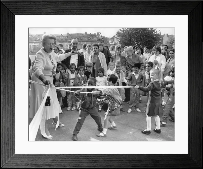 Framed Print : Two new primary schools in the city opened their doors to excited Coventry youngsters Framed Print : Two new primary schools in the city opened their doors to excited Coventry youngsters