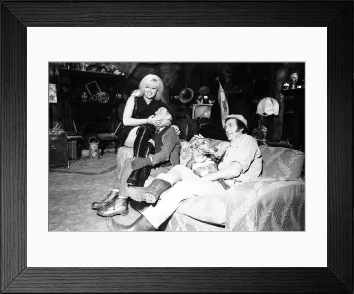Framed Print : Steptoe and Son photocall to announce that a second feature film of the successful comedy Framed Print : Steptoe and Son photocall to announce that a second feature film of the successful comedy