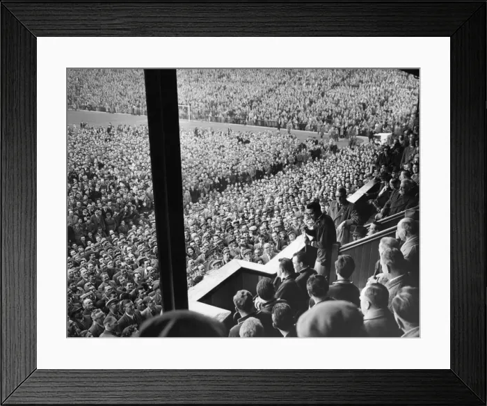 Framed Print : Wolverhampton Wanderers Wolverhampton Wanderers v Preston North End Framed Print : Wolverhampton Wanderers Wolverhampton Wanderers v Preston North End