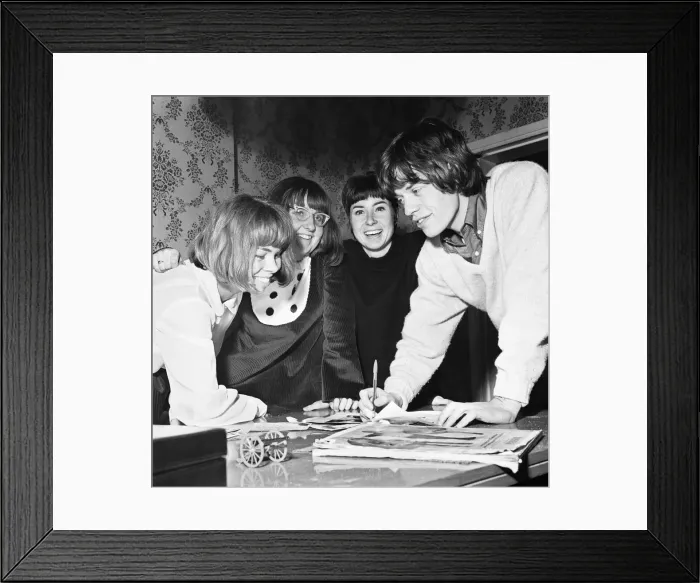 Framed Print : Mick Jagger of the Rolling Stones seen here with three vacationing dutch fans Tonny Framed Print : Mick Jagger of the Rolling Stones seen here with three vacationing dutch fans Tonny