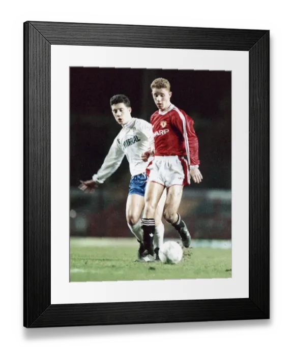 Framed Print : Manchester United youth team footballer Nicky Butt on the ball