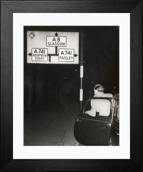 Framed Print : 24221... road sign a8 glasgow peter manuel murder case 1956 Framed Print : 24221... road sign a8 glasgow peter manuel murder case 1956