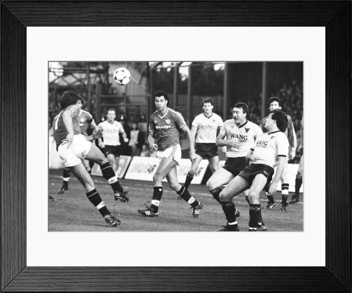 Framed Print : English League Division One match at The Manor Ground. Oxford United 2 v Manchester Framed Print : English League Division One match at The Manor Ground. Oxford United 2 v Manchester