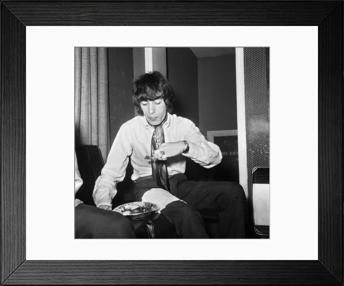 Framed Print : Rolling Stones meet at the Olympic Studios in Barnes, London to cut a couple of tracks Framed Print : Rolling Stones meet at the Olympic Studios in Barnes, London to cut a couple of tracks