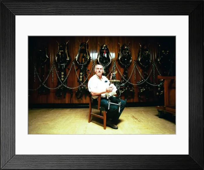 Framed Print : The Vaux Brewery in Sunderland - Bob Stobbart, 51, in the now empty stables 5 July 1999 Framed Print : The Vaux Brewery in Sunderland - Bob Stobbart, 51, in the now empty stables 5 July 1999