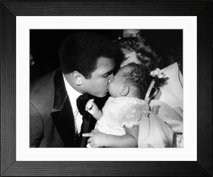 Framed Print : Muhammad Alis visit to the North East of England. Ali is seen here Framed Print : Muhammad Alis visit to the North East of England. Ali is seen here