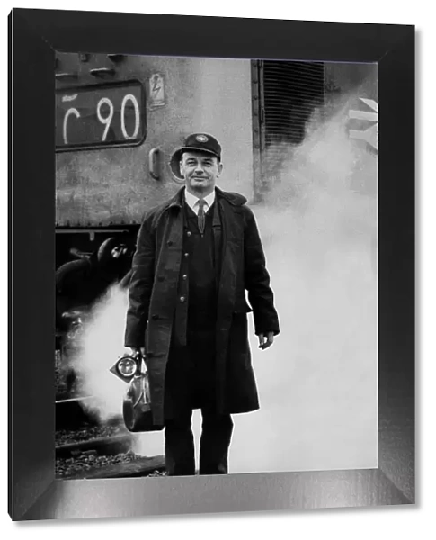 Mr. Harry Gray of Benton, stands beside a 2, 500 h. p. Brush Sulzer engine at Gateshead