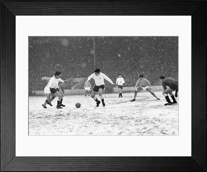 Framed Print : Manchester City v Tottenham Hotspur league match at Maine Road Framed Print : Manchester City v Tottenham Hotspur league match at Maine Road