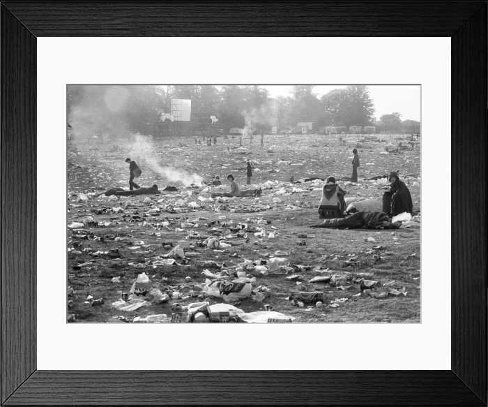 Framed Print : The morning after the Rolling Stones concert at Knebworth House, Hertfordshire Framed Print : The morning after the Rolling Stones concert at Knebworth House, Hertfordshire