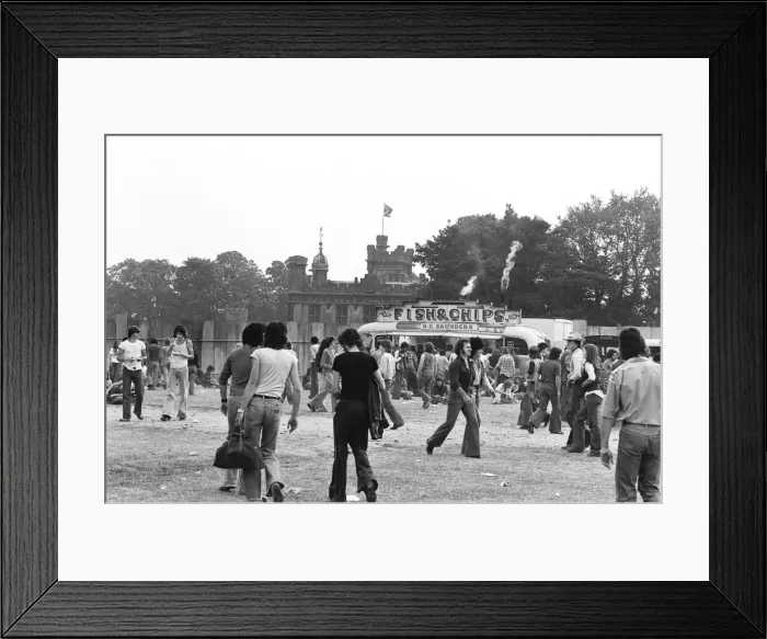 Framed Print : Huge crowds gather to watch the Rolling Stones in concert at Knebworth House Framed Print : Huge crowds gather to watch the Rolling Stones in concert at Knebworth House