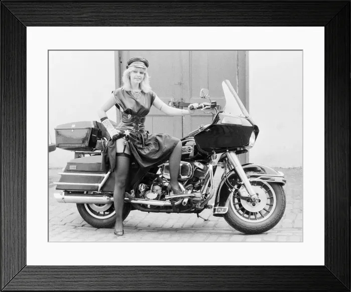 Framed Print : Twenty two year old Kim Jones who has made a record called When You