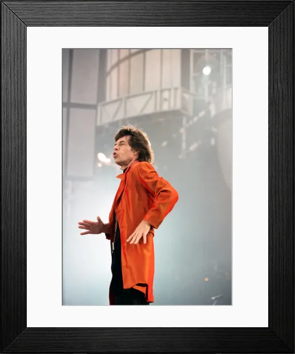 Framed Print : Rolling Stones in concert at Wembley Stadium. 11th July 1995 Framed Print : Rolling Stones in concert at Wembley Stadium. 11th July 1995