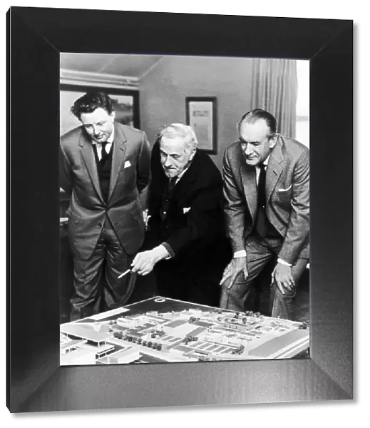 Dennis Loraine (left), Peter Pinto then chief architect of the Glenrothes Development
