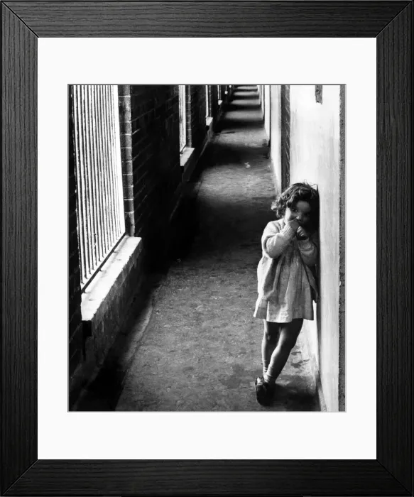 Framed Print : The Noble Street flats Housing Estate in Scotswood, Newcastle Framed Print : The Noble Street flats Housing Estate in Scotswood, Newcastle