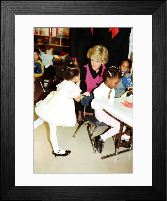 Framed Print : Princess Diana visits day nursery in New York, during visit to the US, 2nd February 1989 Framed Print : Princess Diana visits day nursery in New York, during visit to the US, 2nd February 1989