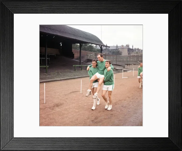 Framed Print : John Divers at Celtic Training Ground Framed Print : John Divers at Celtic Training Ground