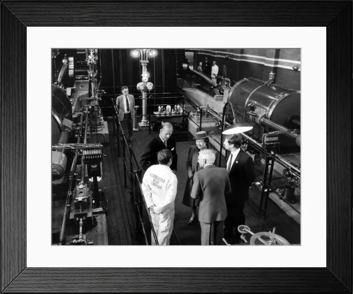 Framed Print : The Queen visits Manchester, 21st March 1986. Engine Hall at Trencherfield Mill Framed Print : The Queen visits Manchester, 21st March 1986. Engine Hall at Trencherfield Mill