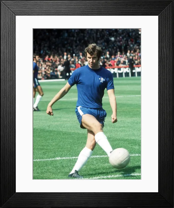Framed Print : English League Division One match at Highbury. Arsenal 3 v Chelsea 0 Framed Print : English League Division One match at Highbury. Arsenal 3 v Chelsea 0