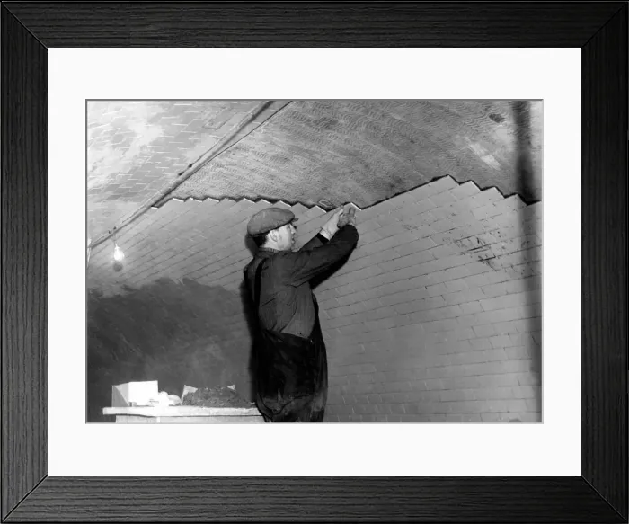 Framed Print : The Tyne Tunnel, runs under the River Tyne from Howdon in North Tyneside to Jarrow in Framed Print : The Tyne Tunnel, runs under the River Tyne from Howdon in North Tyneside to Jarrow in