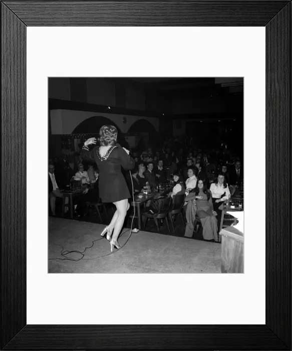Framed Print : The Sunday Sun Jack Of Clubs Roadshow on 28th March 1974 at the Thomas Wilson Club Framed Print : The Sunday Sun Jack Of Clubs Roadshow on 28th March 1974 at the Thomas Wilson Club