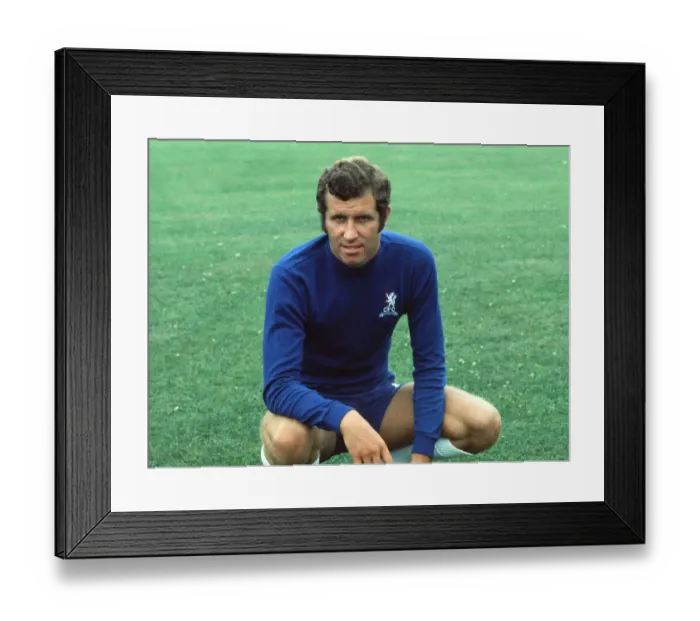 Framed Print : Chelsea footballer Peter Osgood poses during a photocall. April 1972 Framed Print : Chelsea footballer Peter Osgood poses during a photocall. April 1972