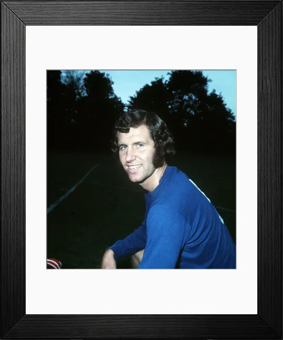 Framed Print : Peter Osgood, Chelsea footballer at a photocall, July 1972 Framed Print : Peter Osgood, Chelsea footballer at a photocall, July 1972