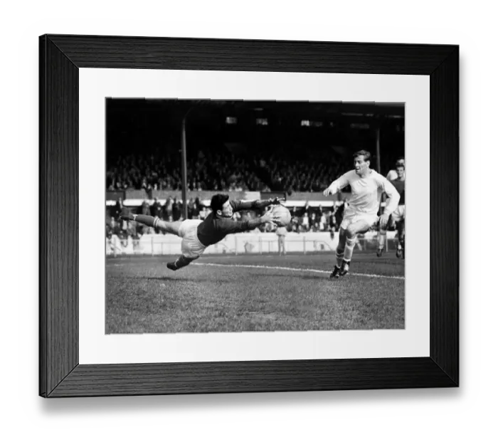Framed Print : Sport - Football - Swansea Town - v Chelsea - Bonetti, Chelsea
