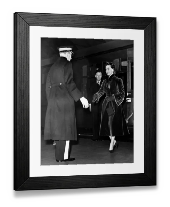 Framed Print : Princess Margaret is greeted by Viscount Allendale as she steps from the train