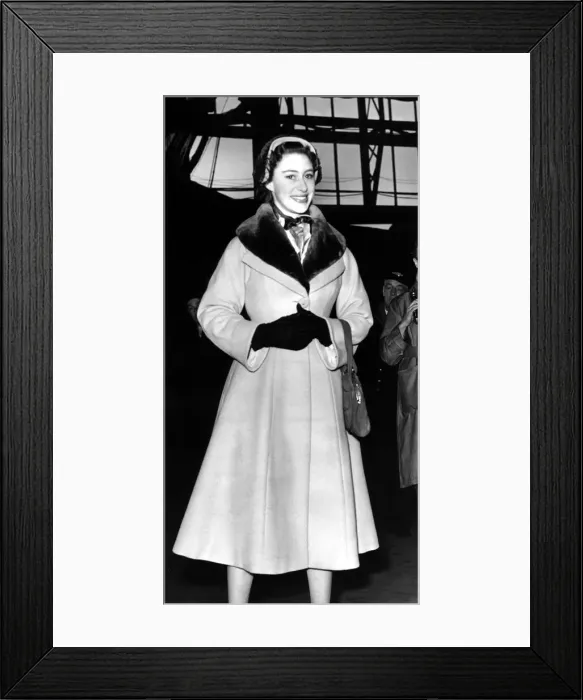 Framed Print : Princess Margaret leaves Tyneside after launching the liner Maori at Walker