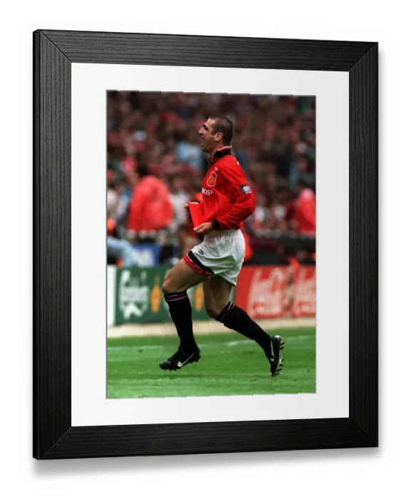 Framed Print : FA Cup Final at Wembley Stadium. Manchester United 1 v Liverpool 0 Framed Print : FA Cup Final at Wembley Stadium. Manchester United 1 v Liverpool 0