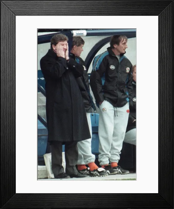 Framed Print : Blackburn manager Roy Hodgson looking tired as he watches his team lose to Bolton Framed Print : Blackburn manager Roy Hodgson looking tired as he watches his team lose to Bolton