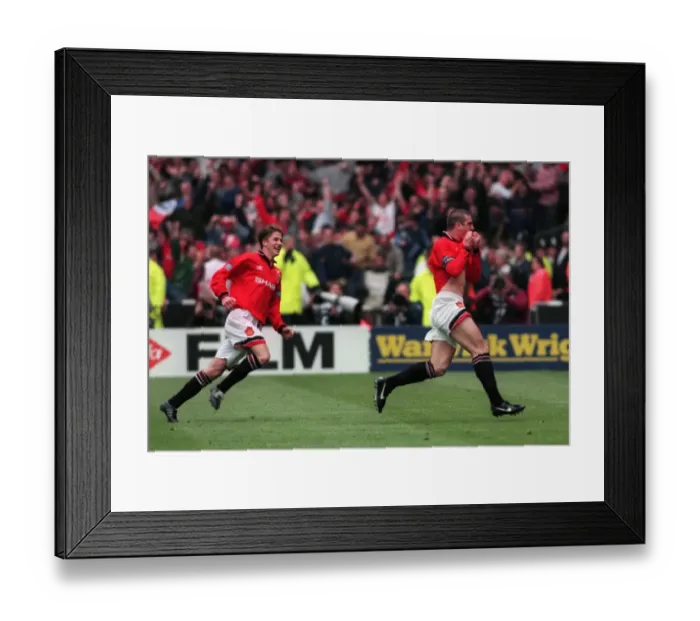 Framed Print : FA Cup Final at Wembley Stadium. Manchester United 1 v Liverpool 0 Framed Print : FA Cup Final at Wembley Stadium. Manchester United 1 v Liverpool 0