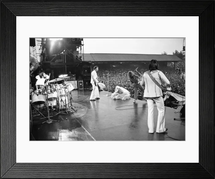 Framed Print : The Who rock group performing at The Valley, home of Charlton Athletic football club Framed Print : The Who rock group performing at The Valley, home of Charlton Athletic football club