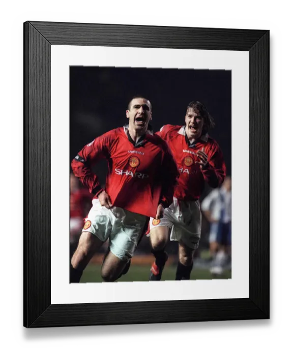 Framed Print : Champions League Quarter Final First Leg match at Old Trafford Framed Print : Champions League Quarter Final First Leg match at Old Trafford