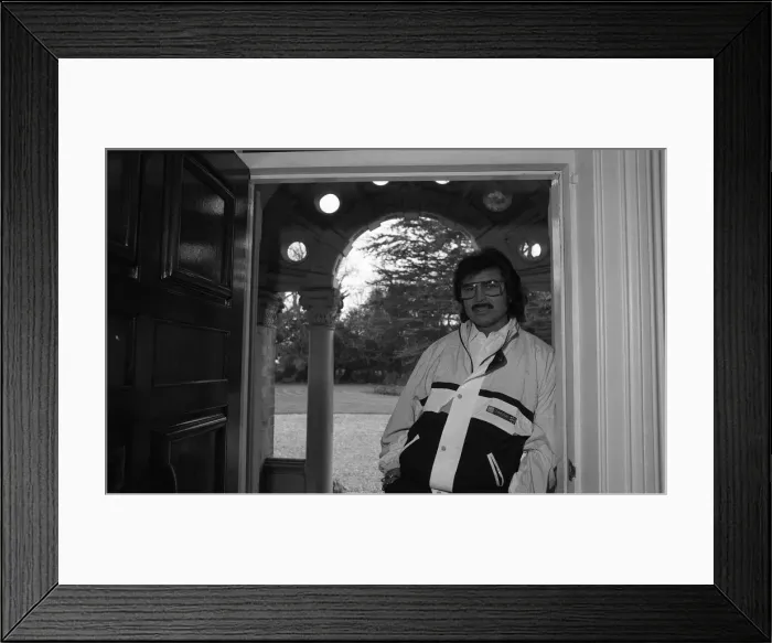 Framed Print : Engelbert Humperdink relaxing at his Leicestershire home Framed Print : Engelbert Humperdink relaxing at his Leicestershire home