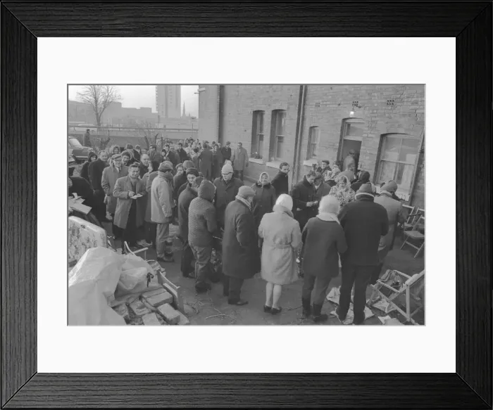 Framed Print : Only the brave will forgo the warmth of their beds to stay up all night in temperatures