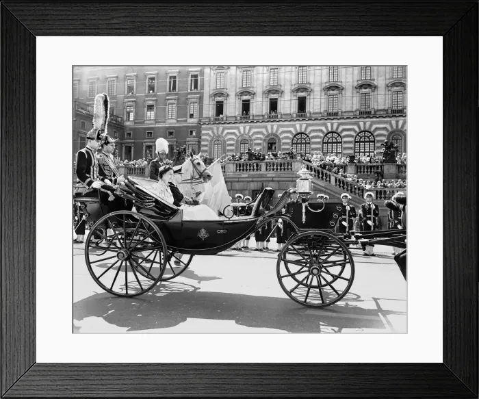 Framed Print : Queen Elizabeth II during her royal visit to Sweden. 8th June 1956 Framed Print : Queen Elizabeth II during her royal visit to Sweden. 8th June 1956