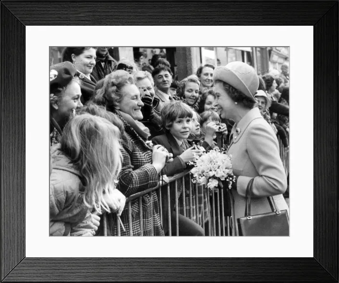 Framed Print : The Queen visits Congleton, Manchester 4th May 1972 Framed Print : The Queen visits Congleton, Manchester 4th May 1972